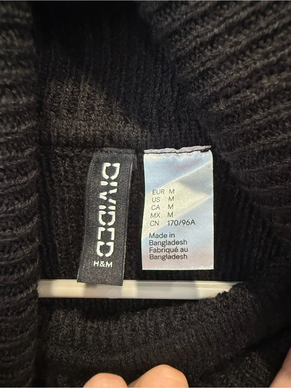 H&M Black Cropped Turtleneck Sweater